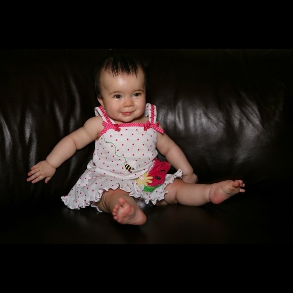 Meet your Posher, Alex - Picture 1 of 2